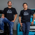 CAMISETA PRETA – LOGO CINZA